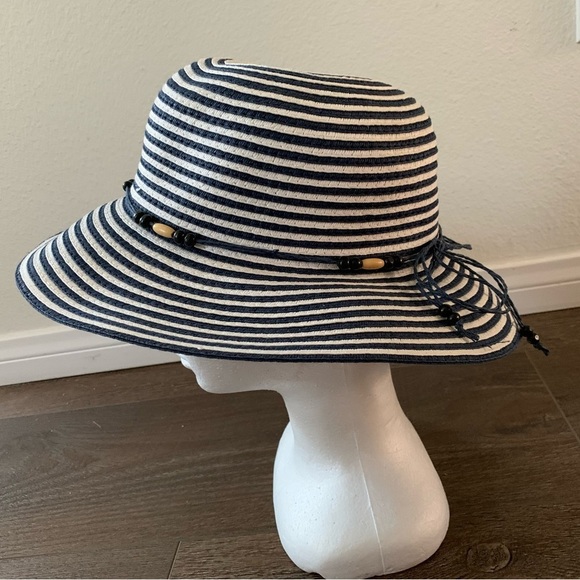 100% straw hat main image 8